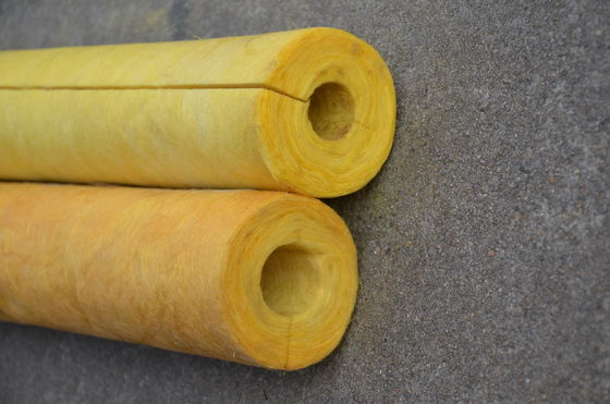 Rigid Glass Wool Pipe Insulation 64 Kg/m3 , High Temperature Pipe Insulation